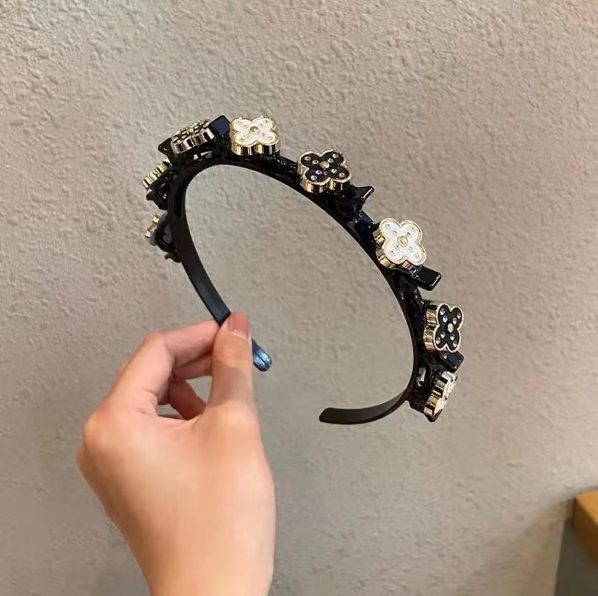 【A1003】Headband with clip for hair fragmentation